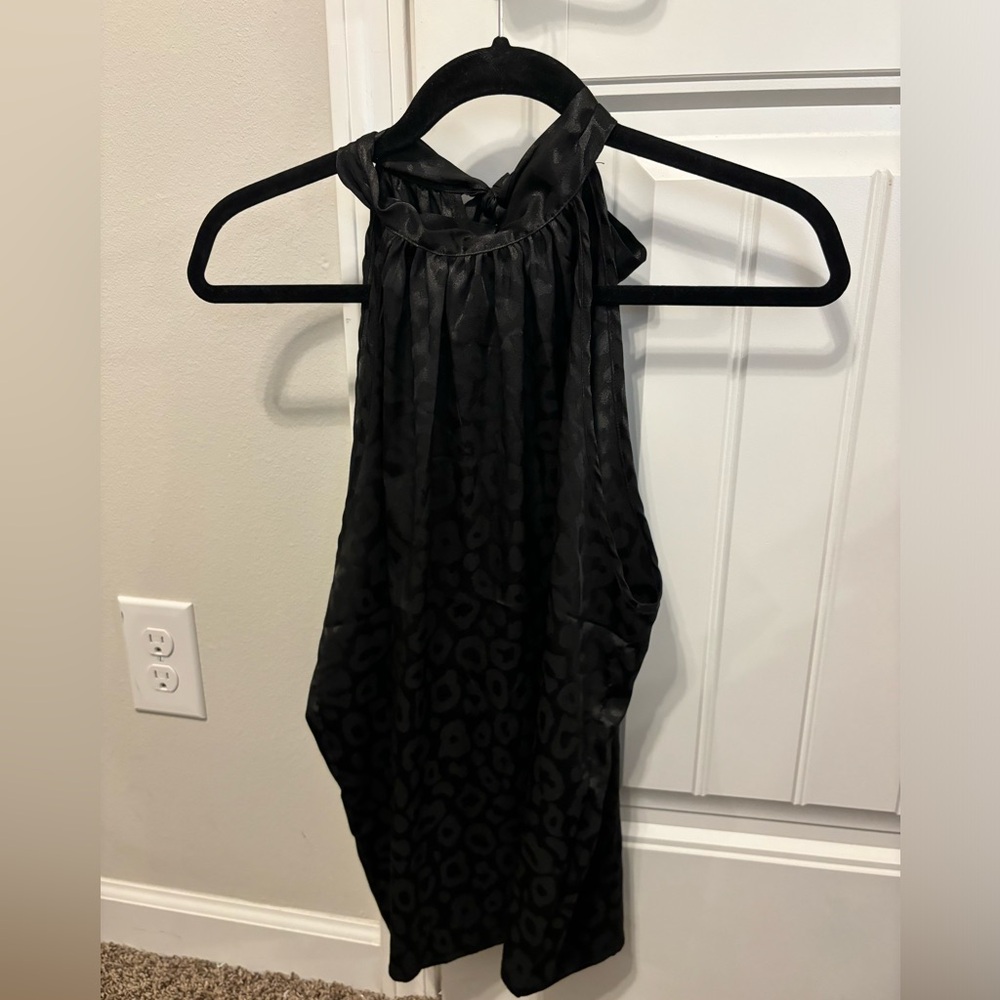 Black leopard top